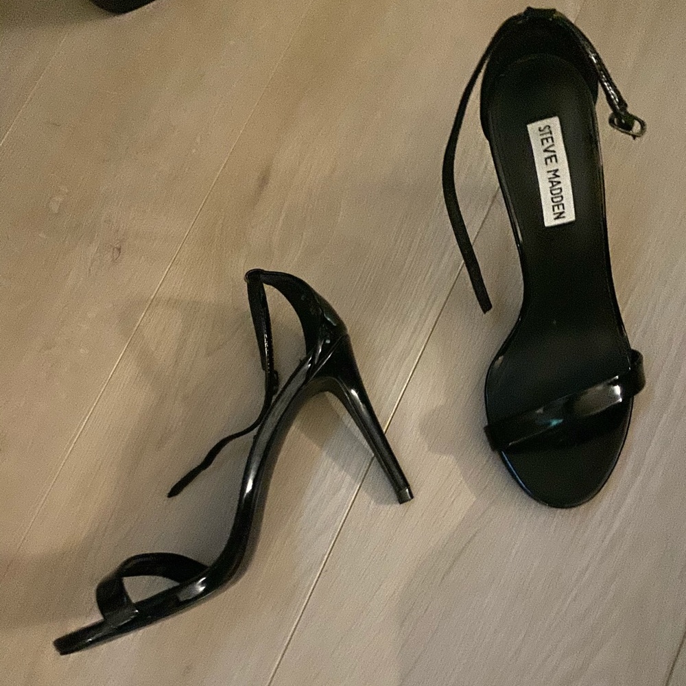 Steve Madden pumps